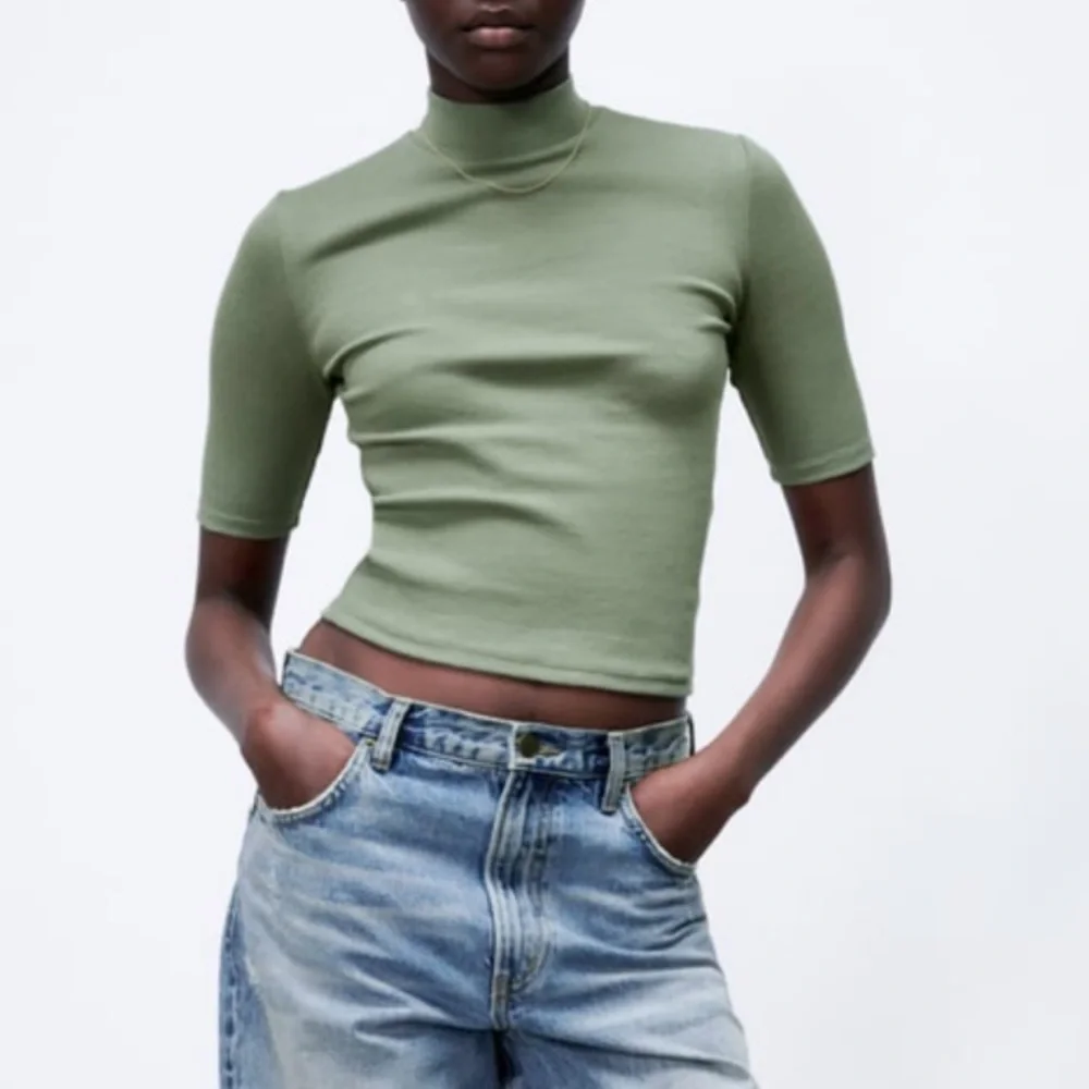 ZARA: Ribbed High Collar Top - Picture 4 of 6